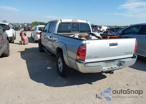 2005 Toyota Tacoma Prerunner V6 from USA, damaged, VIN 5TEKU72N05Z055702